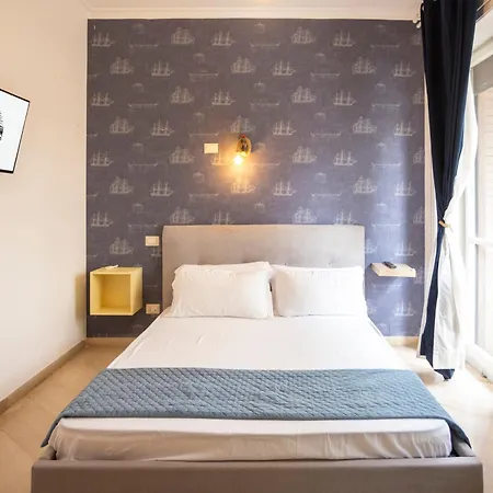 Starting Point 3* Naples